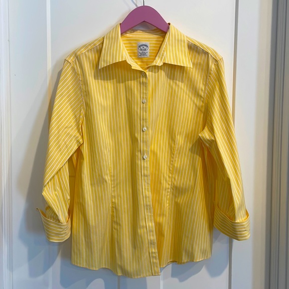 Brooks Brothers Tops - Brooks brothers fitted nine iron button-down size 14, yellow and white striped